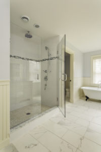 Custom Bathroom Features that Work For Your Custom Built Home