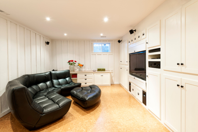 The Best Features to Add to Your Custom Home’s Finished Basement
